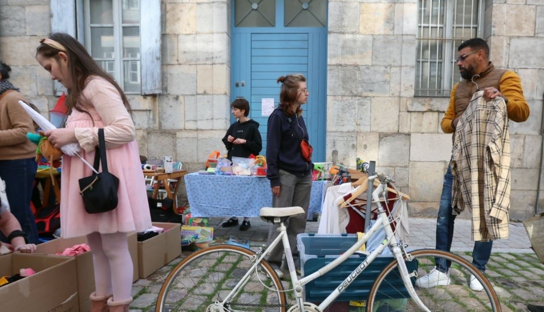 Vide grenier Tambour Battant